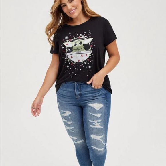 Star Wars Black T-Shirt with Baby Yoda Design - Picture 4 of 5